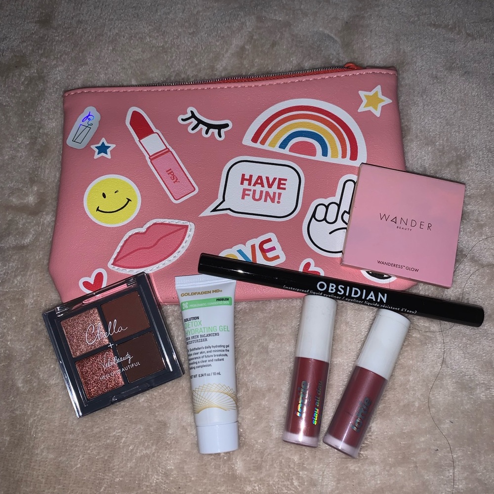 🟣Ipsy glam bag